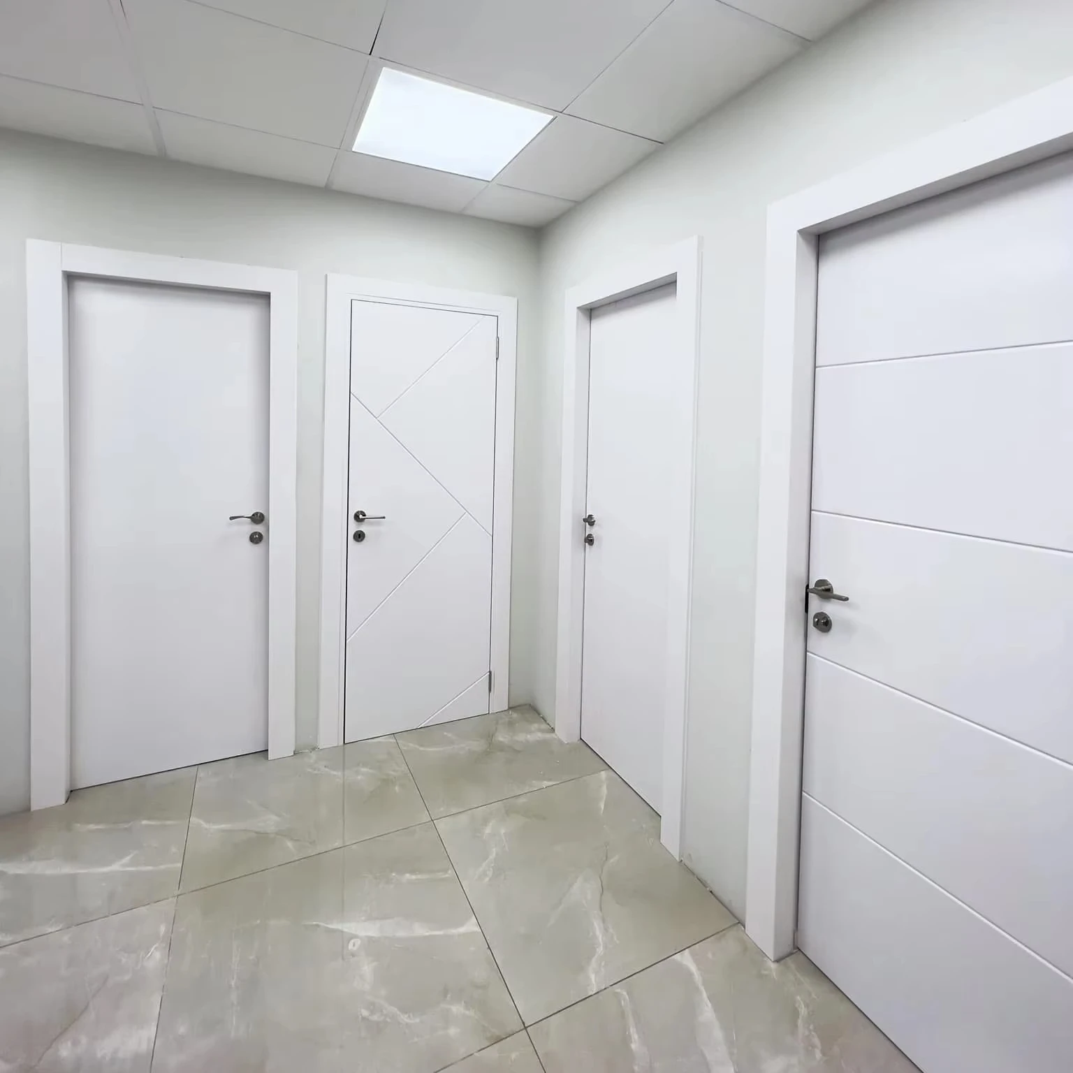 WPC картина дверей современный дизайн для внутренних заводская цена в Израиле Хуаншань поставщик премиальная полимерная дверь