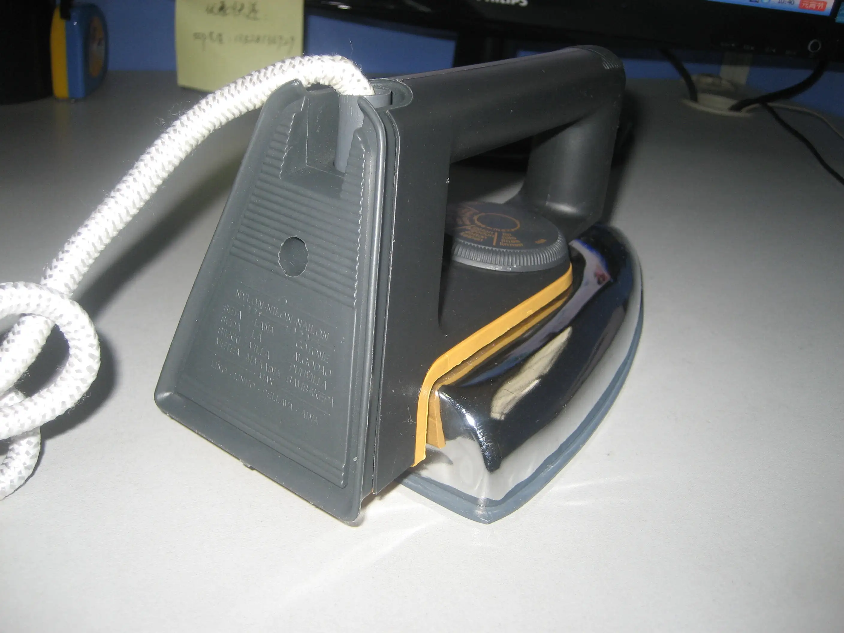 
Cheap price light weight 1172 dry electric iron 