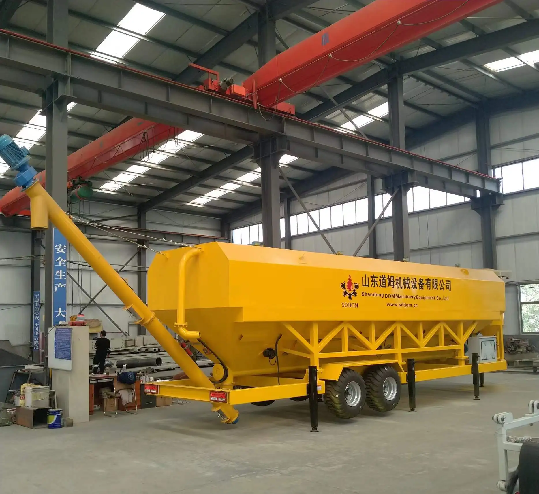 manufacture direct supply price truck towable small mobile horizontal cement silo 35 ton capacity