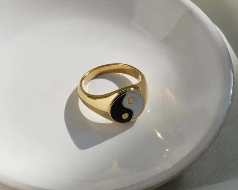 yin and yang signet ring,  gold Signet ring gold, bold ring vintage thick ring