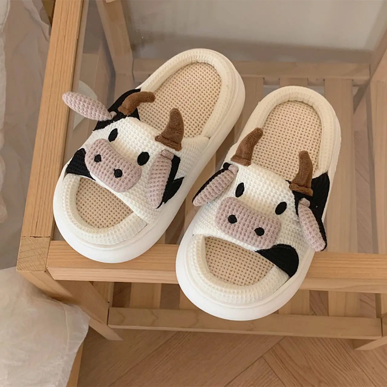 XIXITIAO cow Cute Slippers Cartoon Animal bedroom women indoor house white slippers unisex custom slides sandals for women