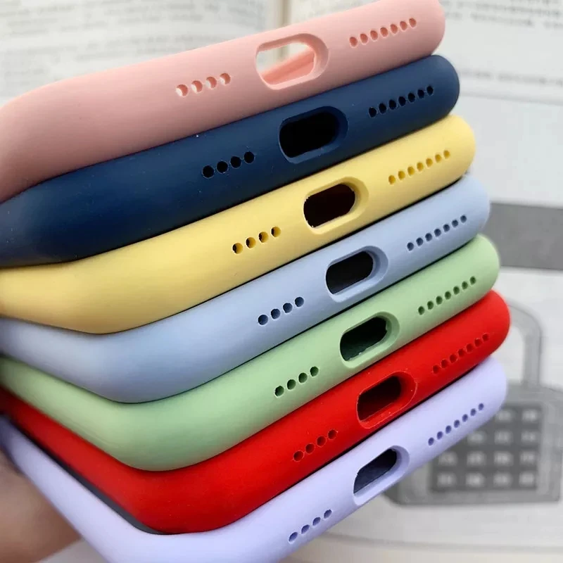 Luxury Liquid Silicone Mobile Phone Bags & Cases For iPhone 6 7 8 Xr 11 12 13 Pro Max Phone Case Customized LOGO Free Sample