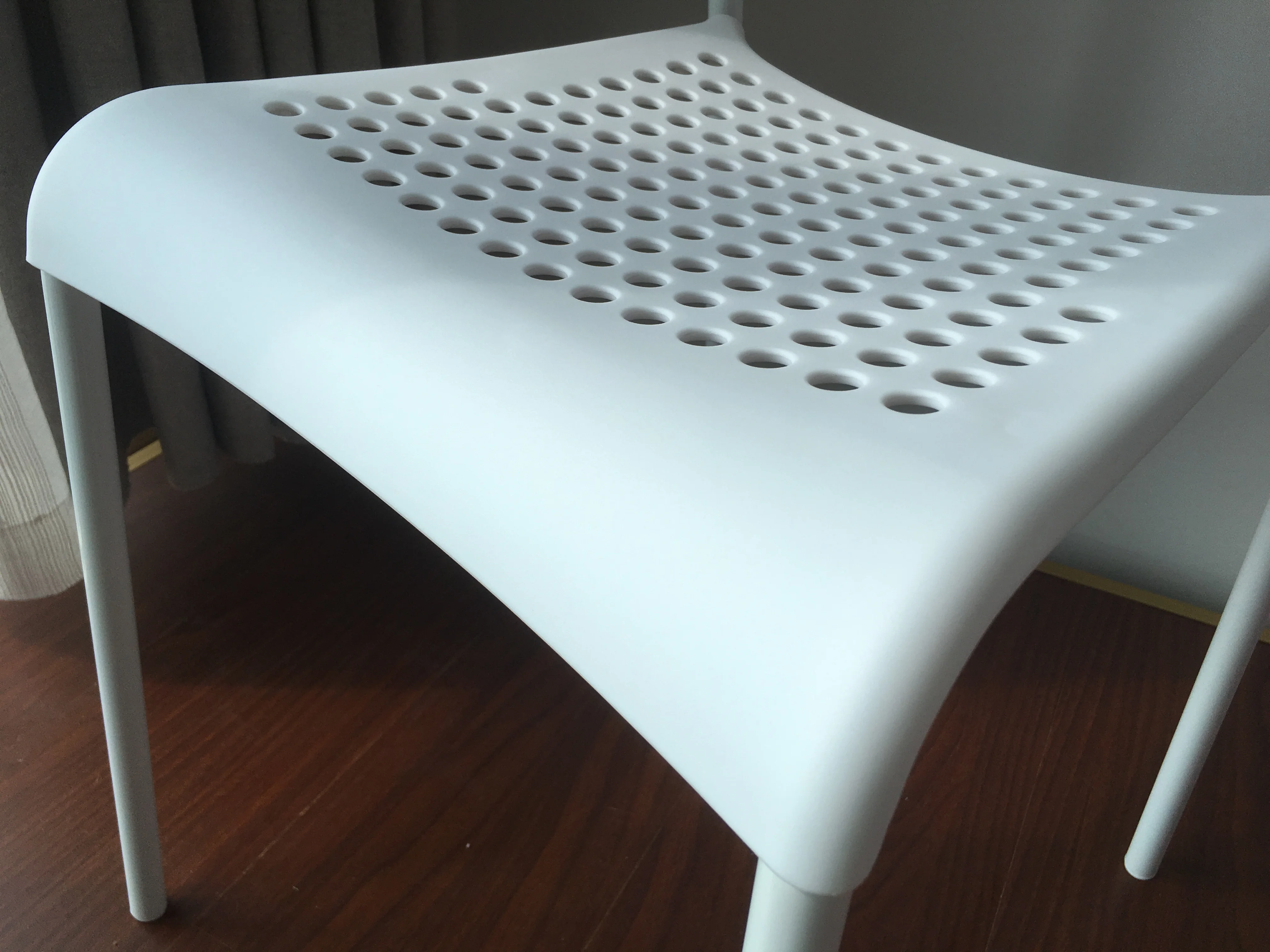 Home Furniture Steel Plastic Modern Furniture Dining Room Furniture Square Monoblock Chair Dining Chair Metal Leg Assemble