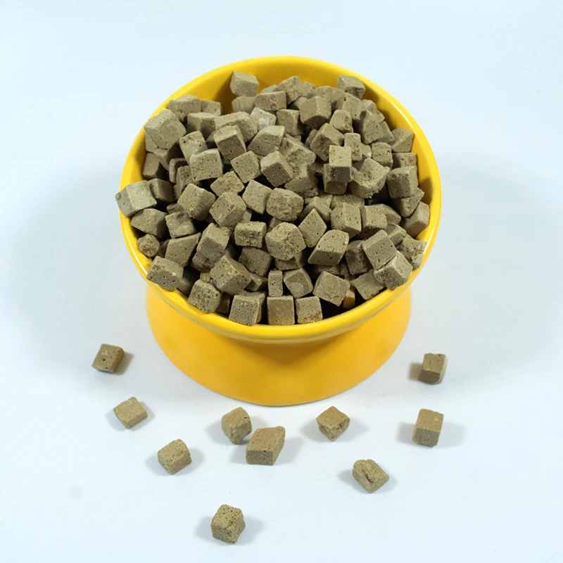 Высокое качество сублимированный Кубы куриной печени оптовая продажа вкусные натуральные полезные лакомства для домашних животных кошек или собак высокая вкусность