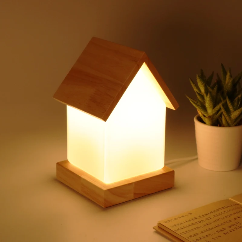 Factory direct sales modern style designed AA battery house shape handmade glass LED Battery operated table lamp