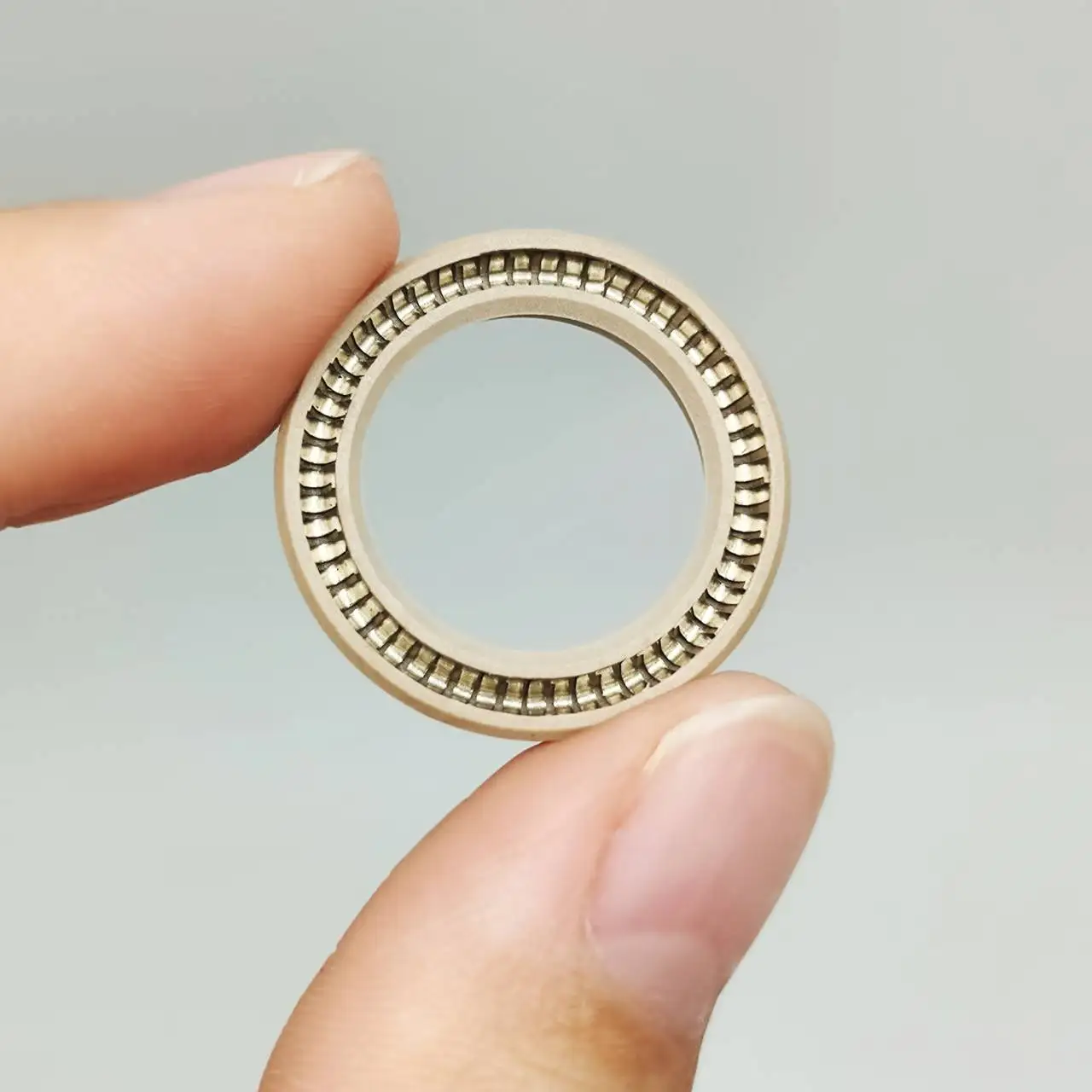 Low temperature resistant food grade filling equipment flooding seal