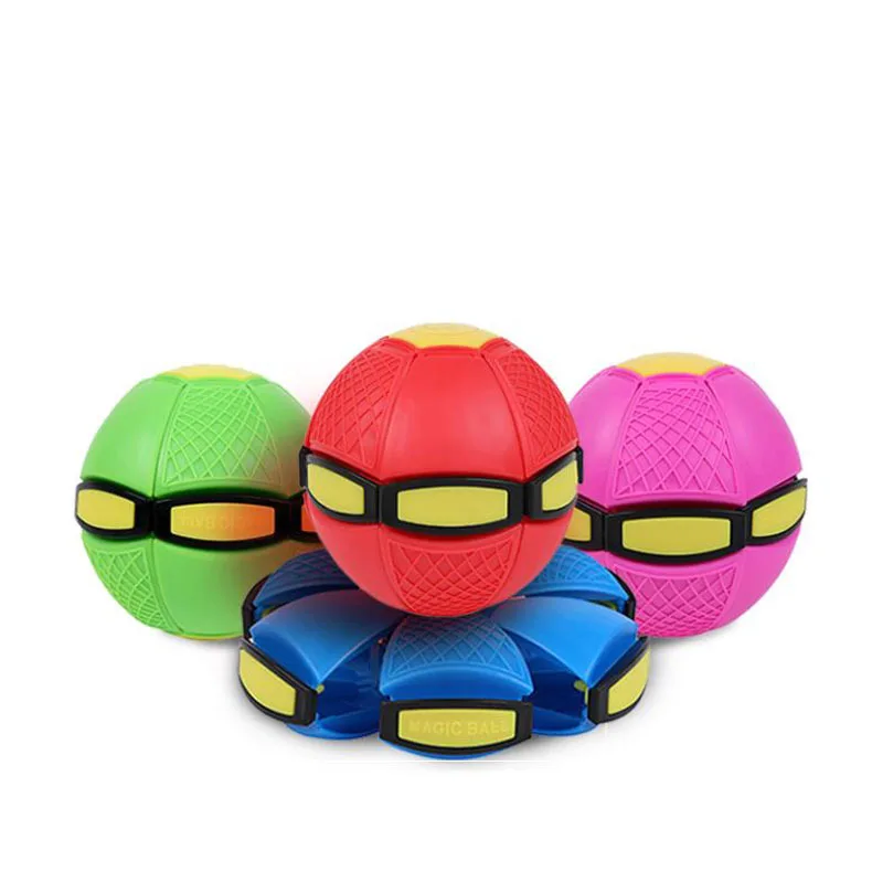 Hot Selling Children outdoor toys Throw Disc Ball Toy Flying Saucer UFO deformation Balls Flash with Light