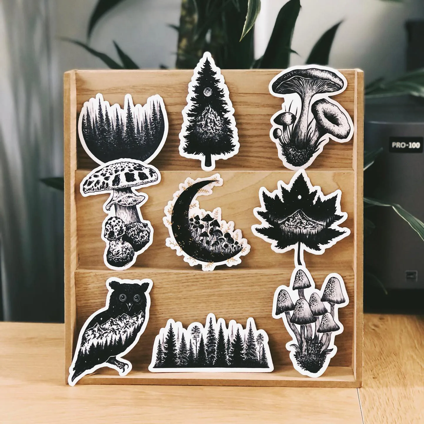 Custom Vinyl Sticker Pack OPP Bag Waterproof Anime Stickers Suitable for Promotional Die Cut Vinyl Custom Gift Sticker Pack