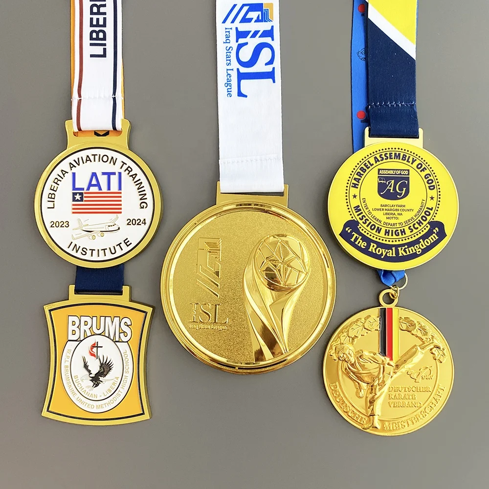 Custom Logo Laser Backside Zinc Alloy 3D Metal Award Gold Soccer Football Medals Trophies Sport Medal for Football Match