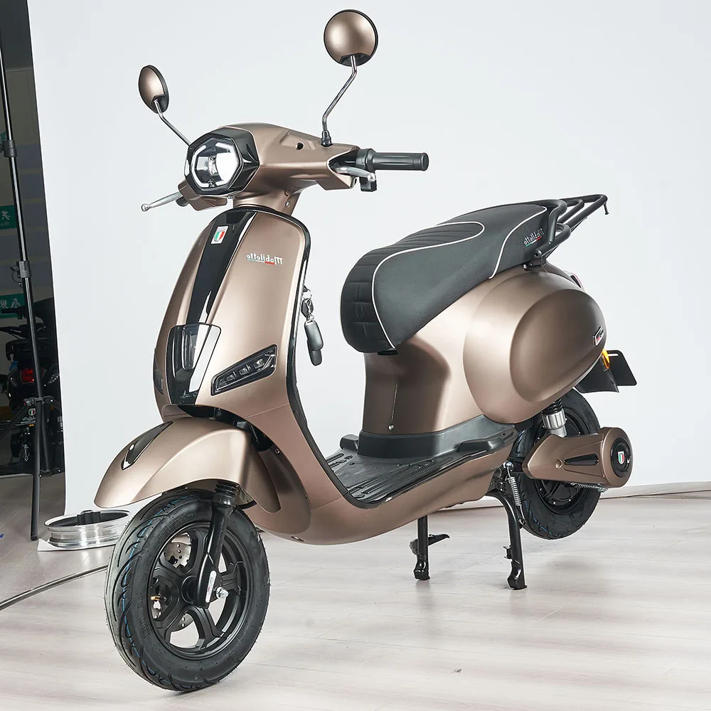 CKD SKD 10/12inch 600W/800W 40-50km/h speed 45-65km range fast electric motorcycle electric racing motorcycle