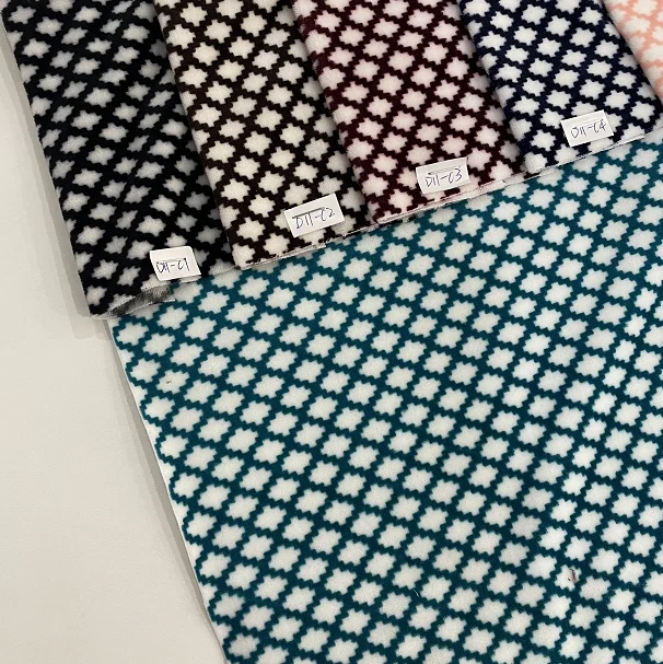 Пижамная ткань из 93% полиэстера, 7% спандекс