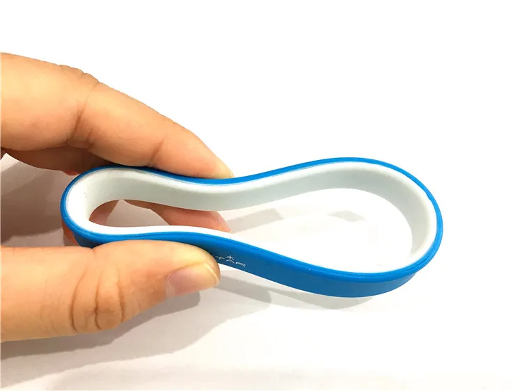 Factory Promotional OEM Silicone Bracelet Customized Branded Silicone Wristbands Rubber Hand Band