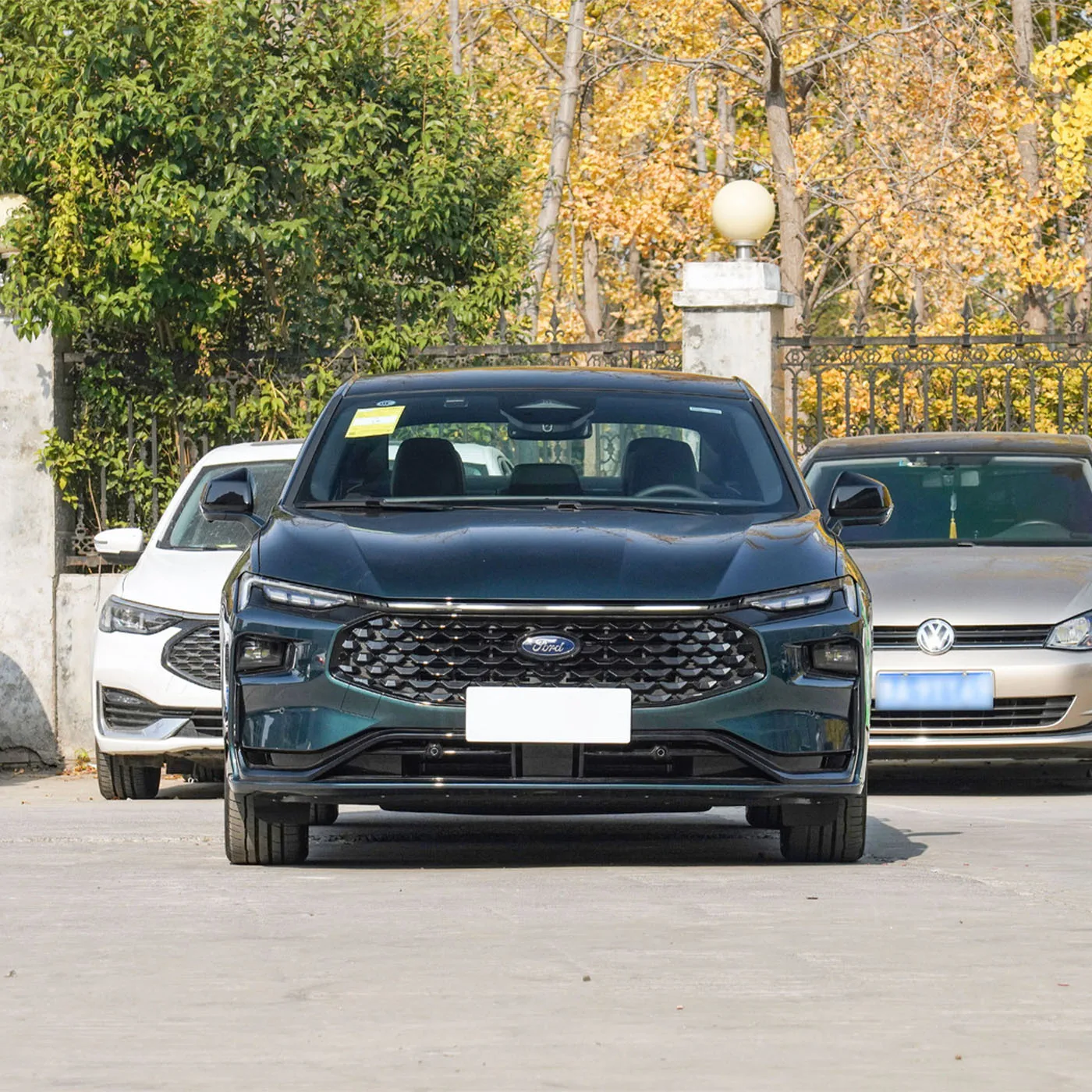 Лидер продаж 1 5л Ford Mondeo бензиновый автомобиль 4-дверный 5-местный седан среднего размера 5 л для взрослых продажи