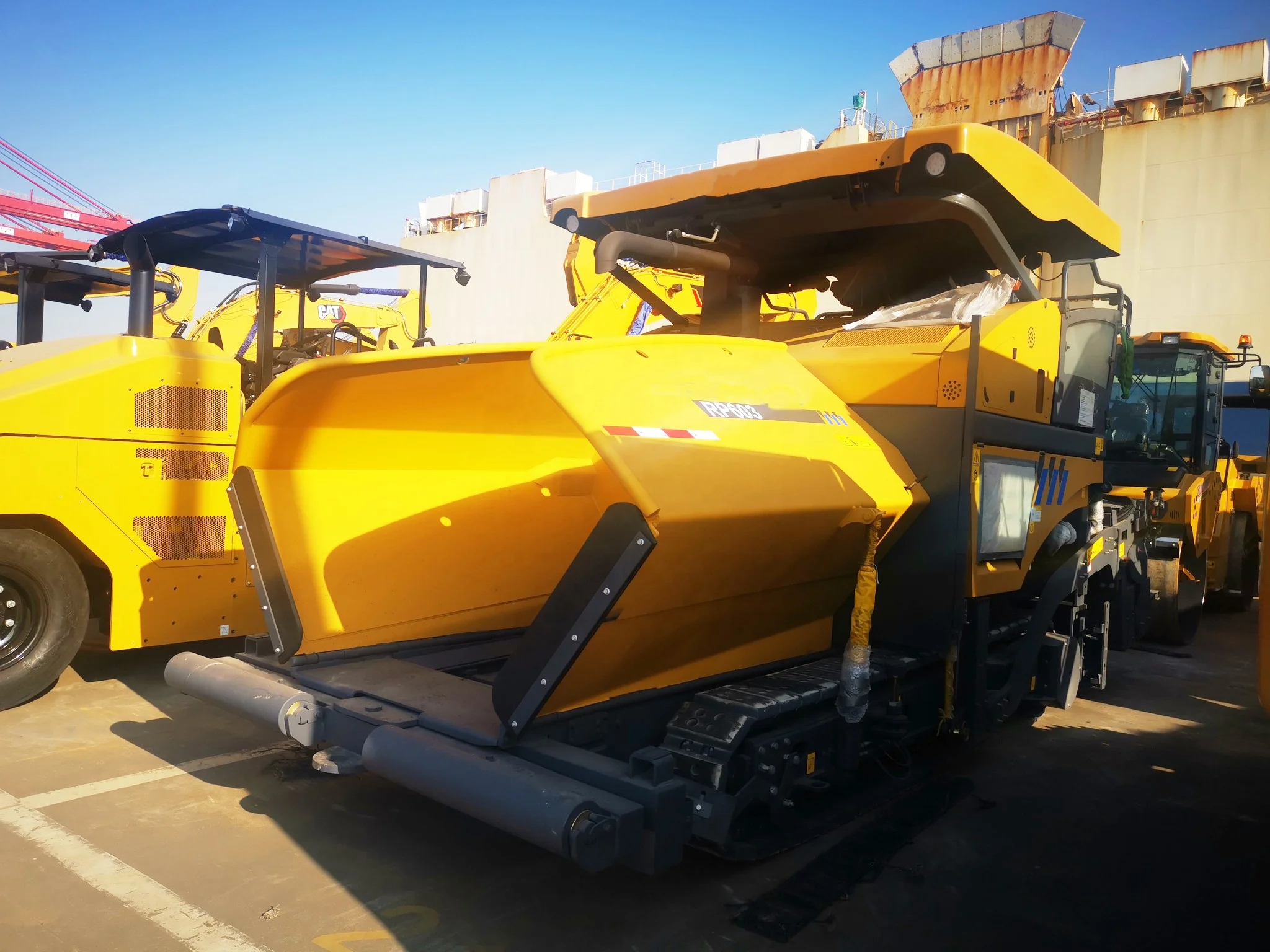 6m Paving Width RP603 Road Machinery Asphalt Concrete Paver Small Asphalt Paver