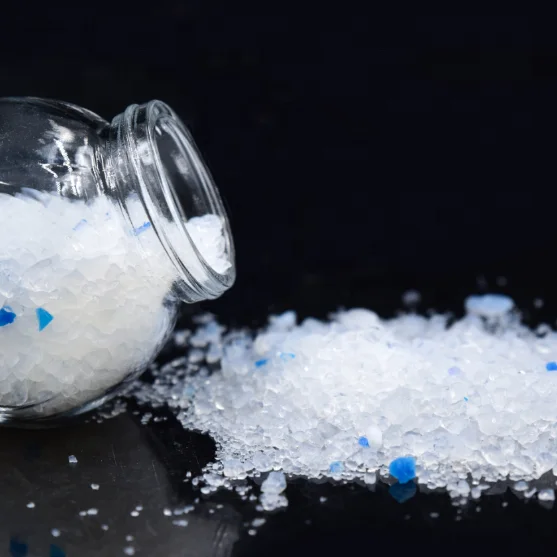 White and blue silica gel crystal cat litter wholesaler from China