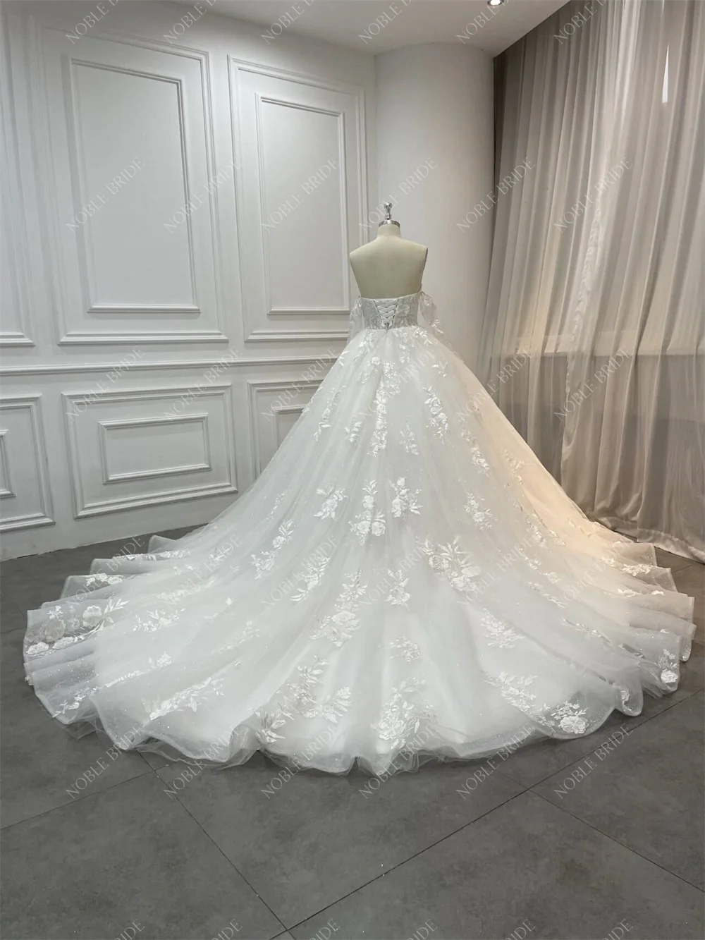 Sweetheart Detachable Long Sleeves Lace Up Back Glitter Tulle Puffy Ball Gown Bridal Dress