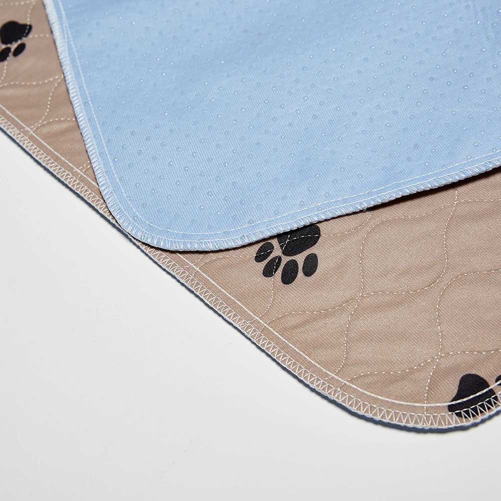 Reusable Washable Printed Dog Paws Pee Pads , Puppy Training Toilet Wee Pee Pad