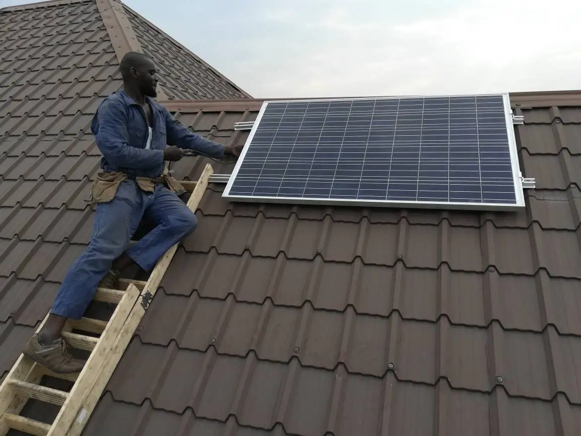 Railless Roof Mounting System Cheap Fast And Suitable For Various Kinds Of Roof Installation