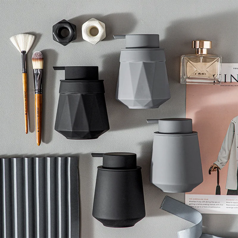 Factory wholesale elegant manual foaming ceramic soap dispenser