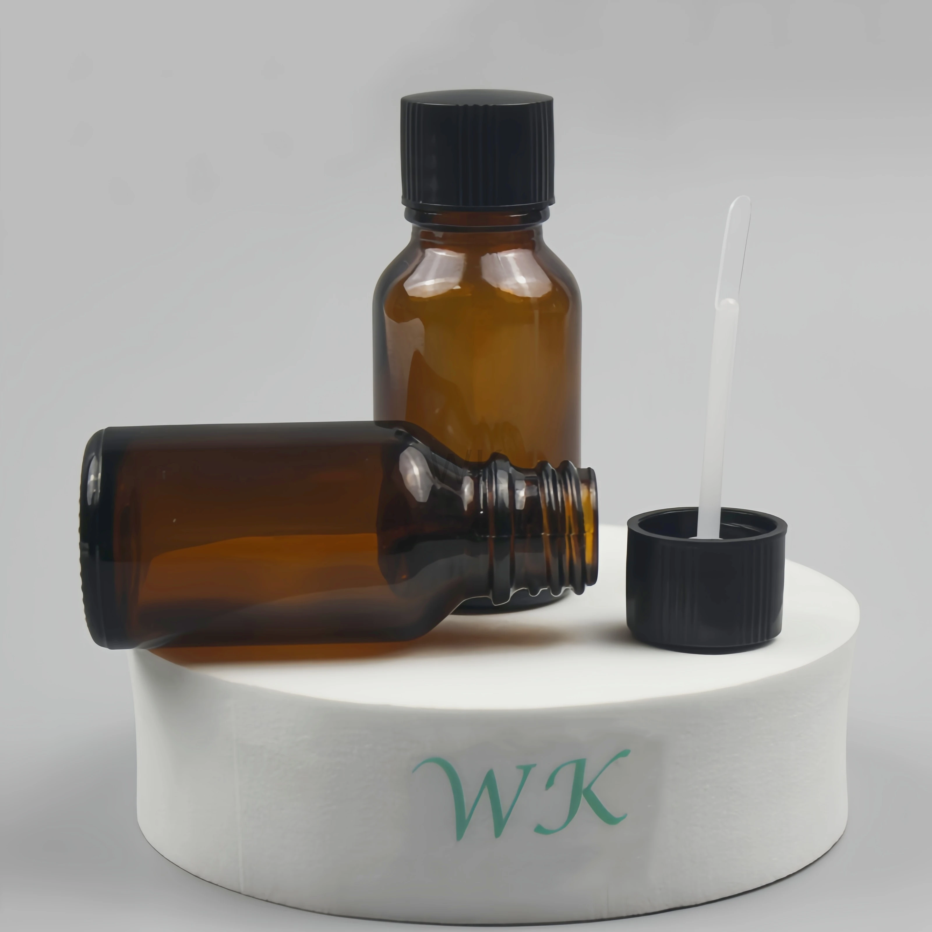 15ml amber glass bottle with plastic top brush cap Glue Liquid Packing Nail Polish Essential Oil