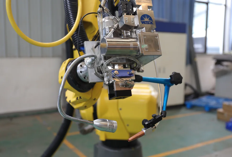 GWEIKE LW1800 robot automatic 5d fiber laser welding welder  machine fanuc