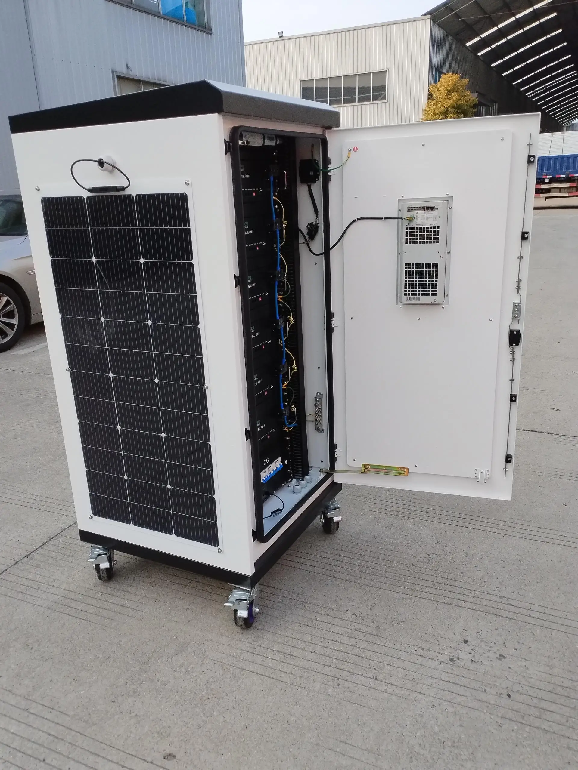 Residential 5kva 5kw Hybrid Solar Panel System with Polycrystalline Solar Panels 48v Lithium-Ion Battery MPPT/Switch Controller