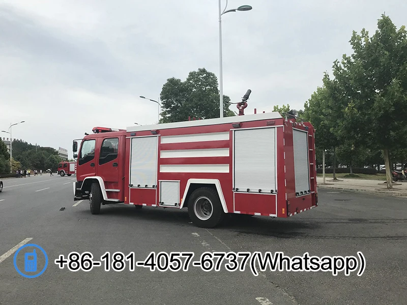 China stock l suzu 4X2 4WD Water Spray Cannon Foam Pump 3000 gallon  Fire Fighting Truck