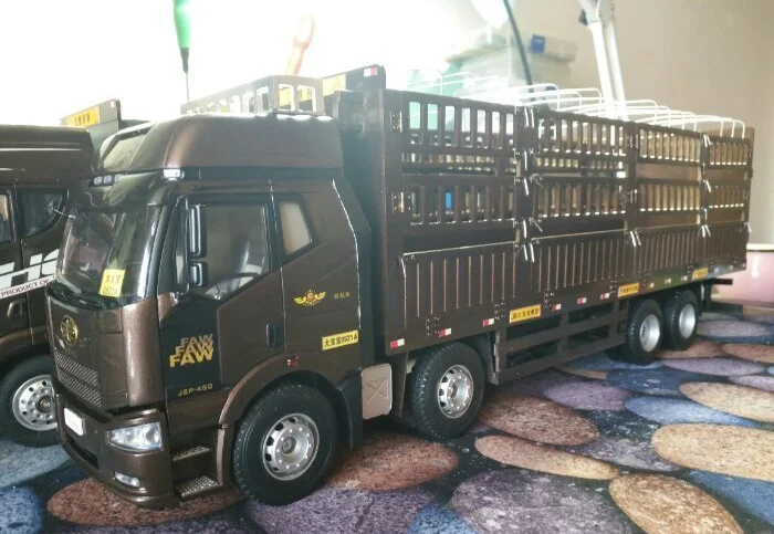 High quality Chinese truck model faw truck alloy model