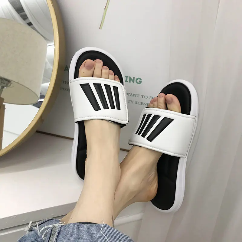 2024 Summer Trend Custom Hotel Slippers Outdoor Wear Beach Couple Style Slides Shoes For Men