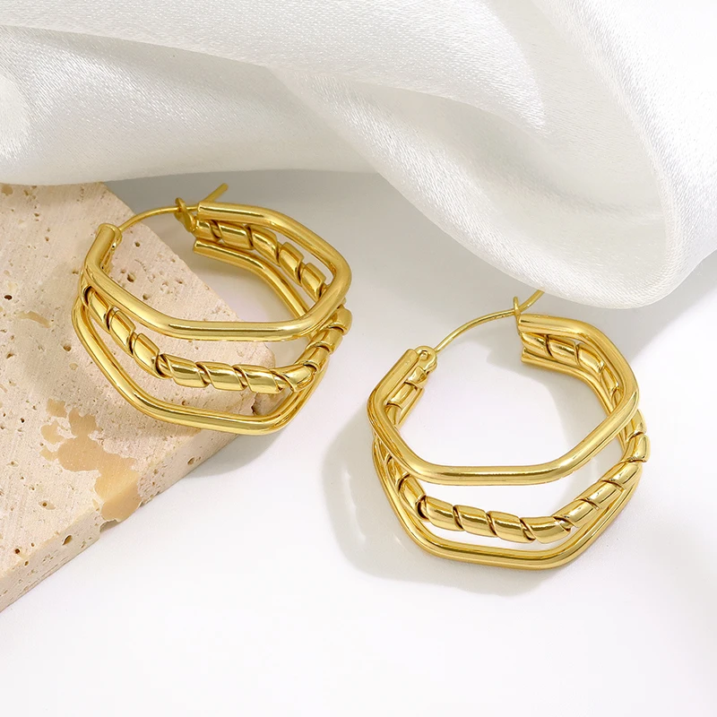 Wholesale Trendy 18k Gold Plated Stainless Steel Geometric Hoop Earring Vintage Huggies Earrings for  Women