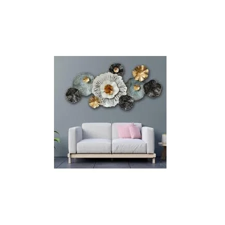 Hot Selling Customized Size Colour and Shape Metal Iron Wall Arts for Home and Office Decoration Recent Trend Hanging Feature
