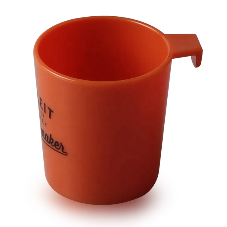 BSCI Audited Factory 2 OZ Customized Plastic Hook Shot Glasses High Quality Plastic Hanging Shot Glass
