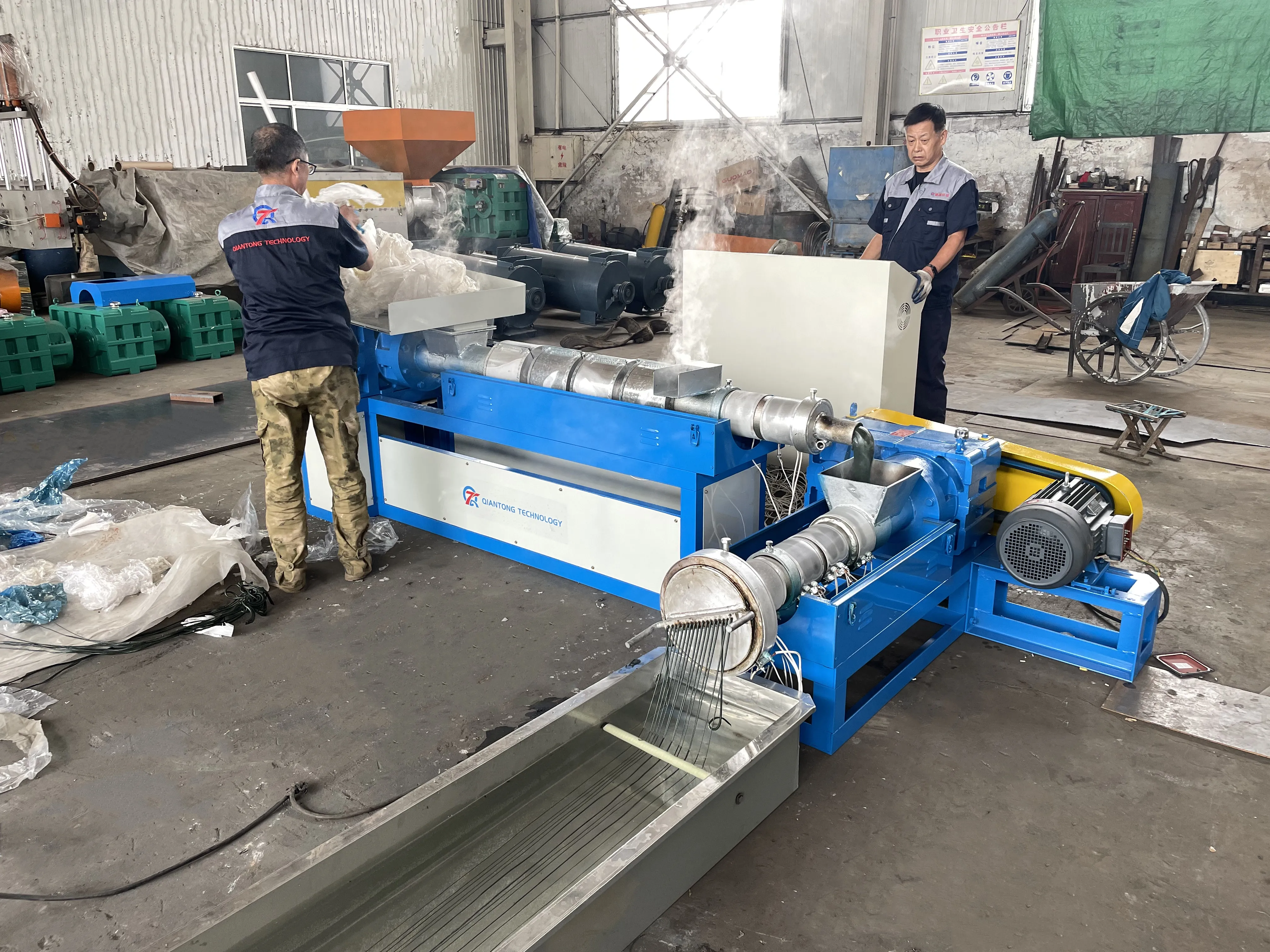 Plastic Recycling Plastic PET PP Granules Making Machine Pellets Granulator