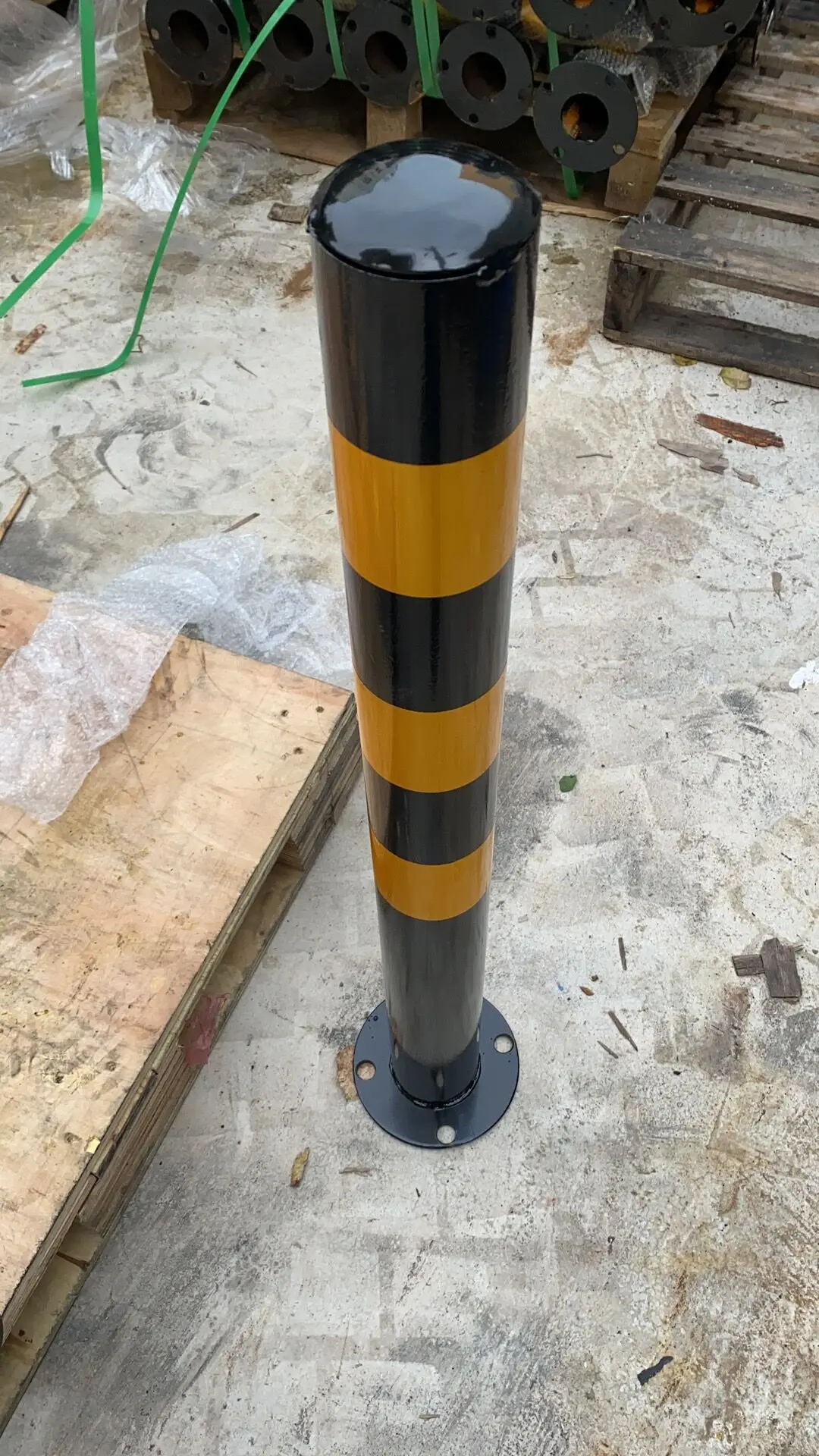 Factory direct sale barrier guide metal iron pole traffic road delineator post safety warning post