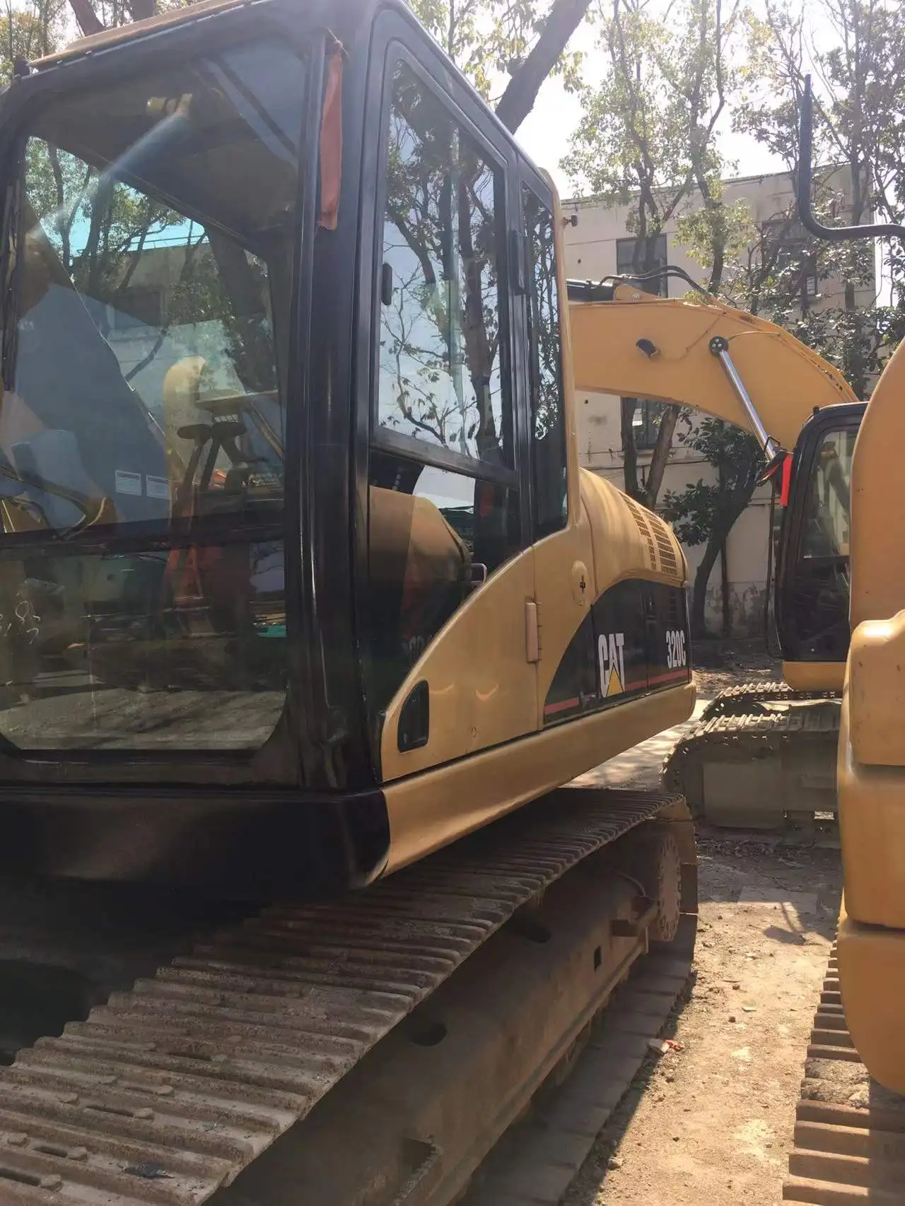 Гидравлический экскаватор CAT 320C оригинальный использованный японский для продажи в Японии 2014 JP Узбекистане 20 тонн