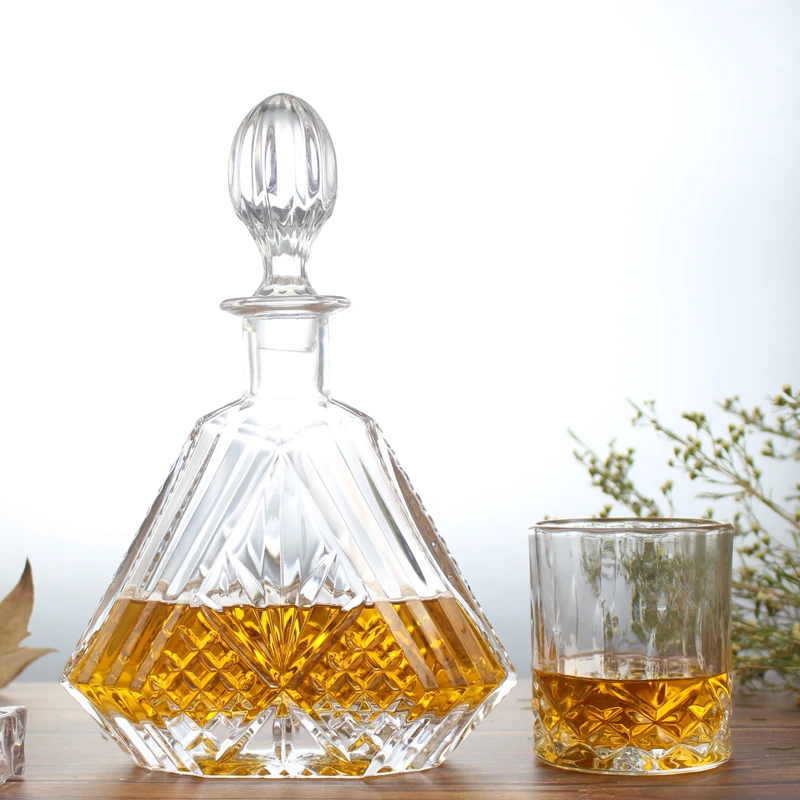 decanter set whiskey with 2 glasses customised decants decanter set with decal