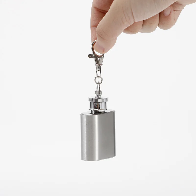 Portable outdoor camping hip flask stainless steel hip flask 1 oz with keychain liquor bottle