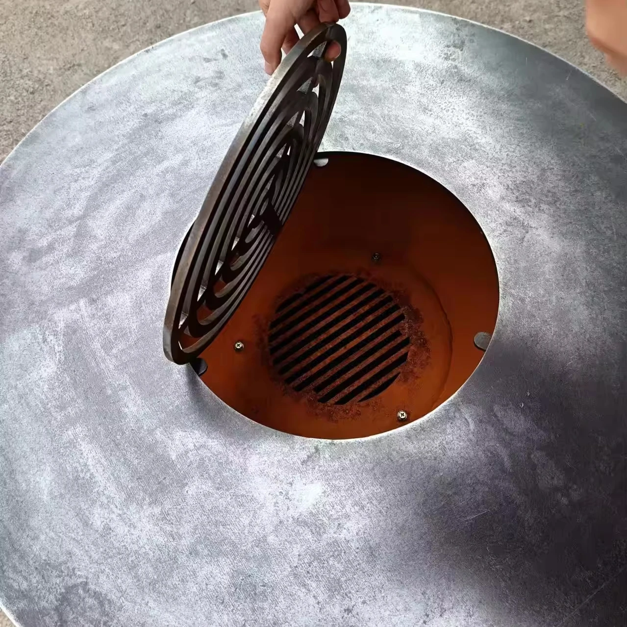 Outdoor Kitchen Cooking Corten Steel BBQ Brazier Fire Pit Smoker Barbecue Grill