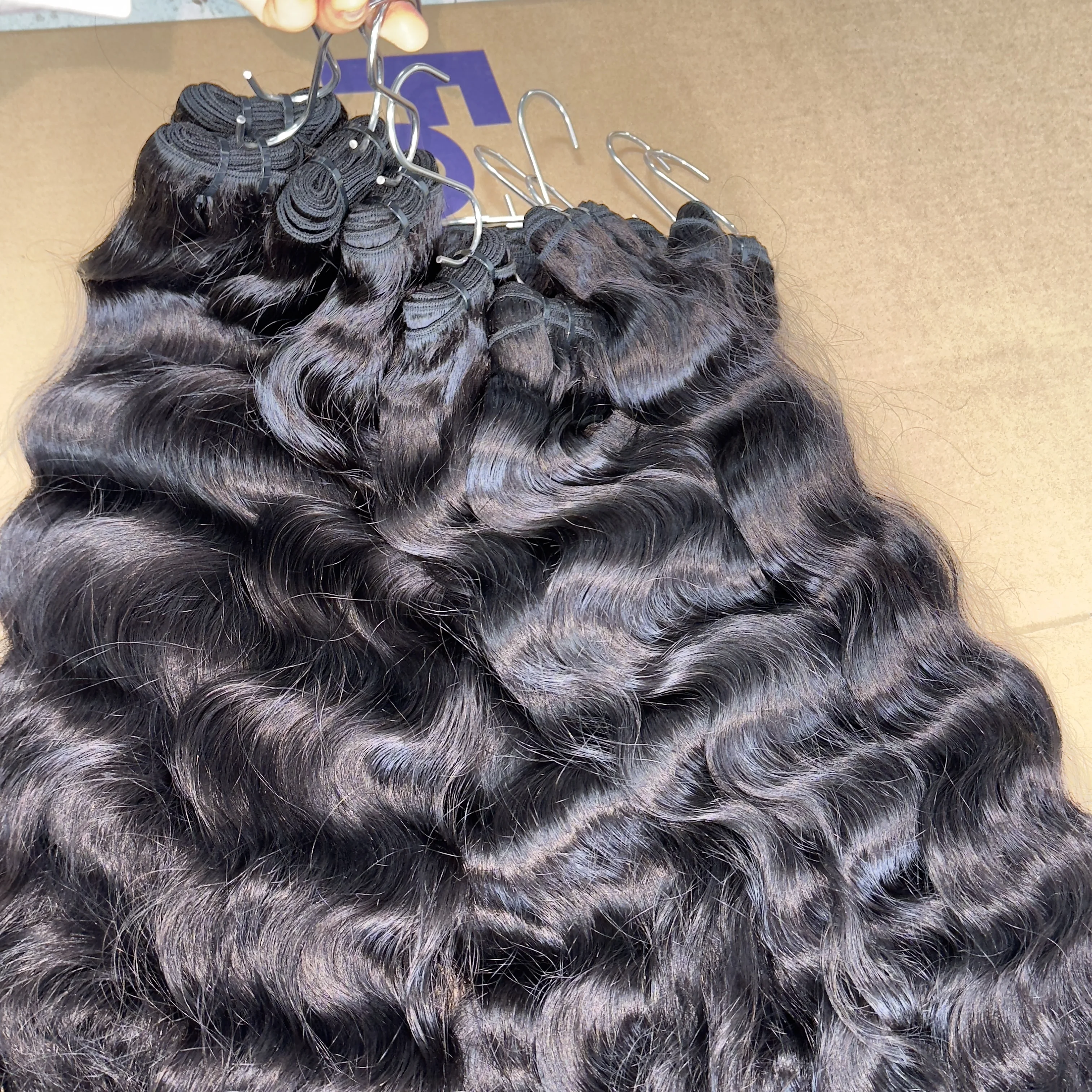 Cambodian Cuticle Aligned Hair 12 A Grade Unprocessed Raw Indian Hair Factory Wholesale Virgin Hair Natural Wavy Vendors