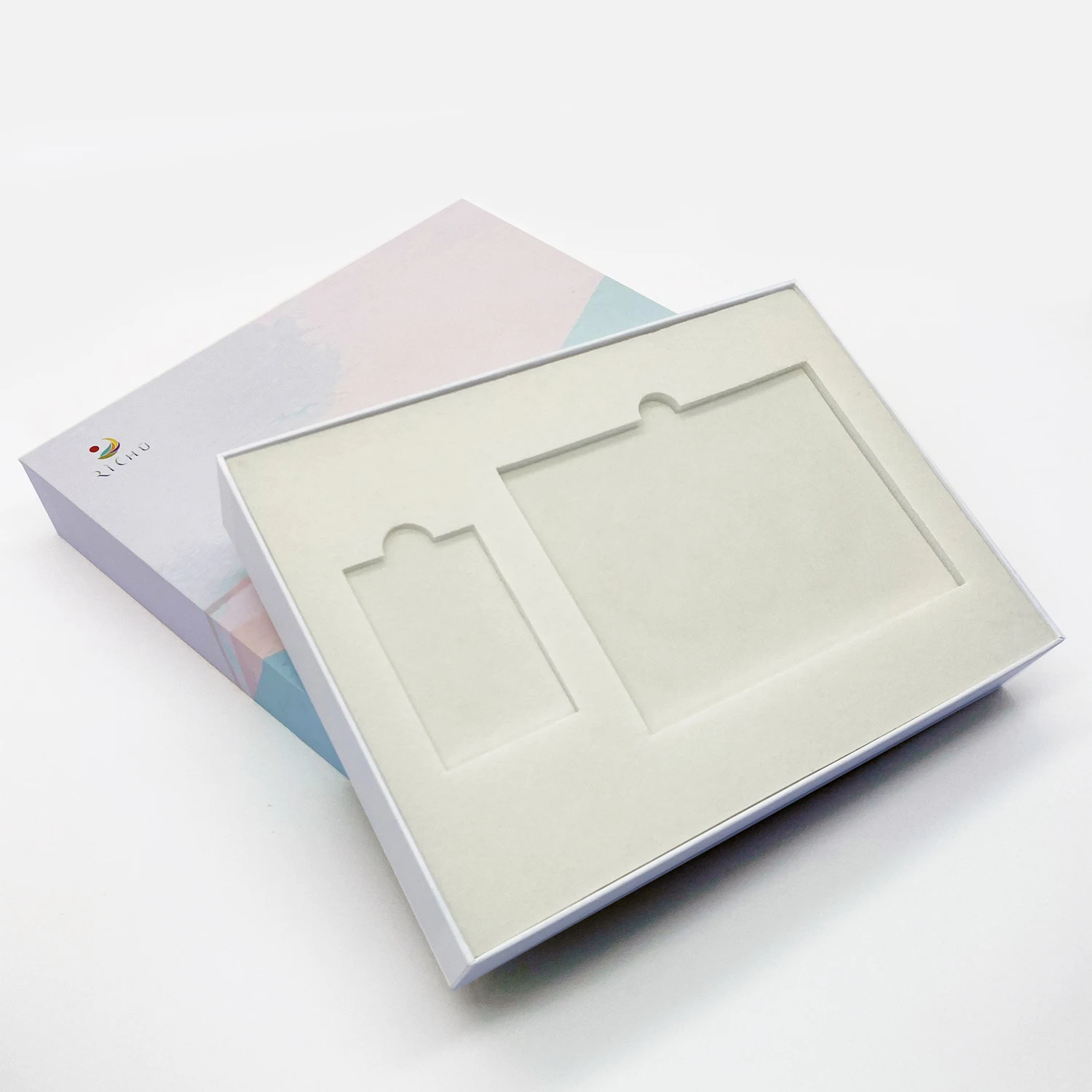 Customized Luxury Sliver Hot Stamping Logo Foam Insert VIP card Packaging Lid and Base Paper Box