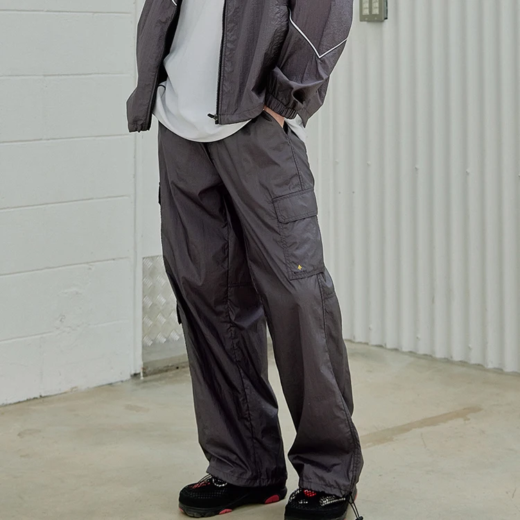 Custom Loose Fit Utility Pockets Cargo Pants Casual Quick-dry Streetwear Cargo Pants Baggy Nylon Cargo Pants For Men