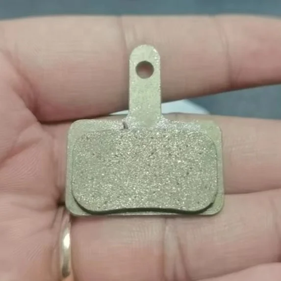 Factory wholesale bicycle spare parts metallic brake pads sintered for   auriga HDC 300 disc brake cycle cheap price