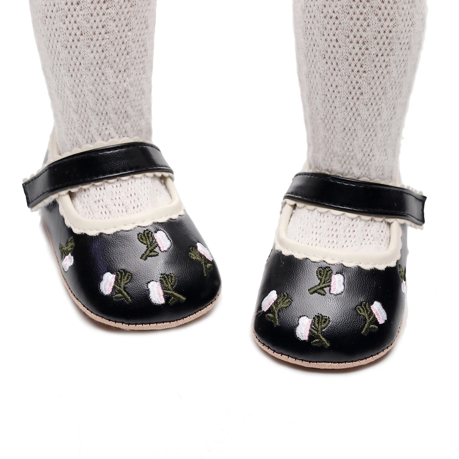Pretty Mary Jane Shoes Flower Embroidery Little Baby Girls Shoes
