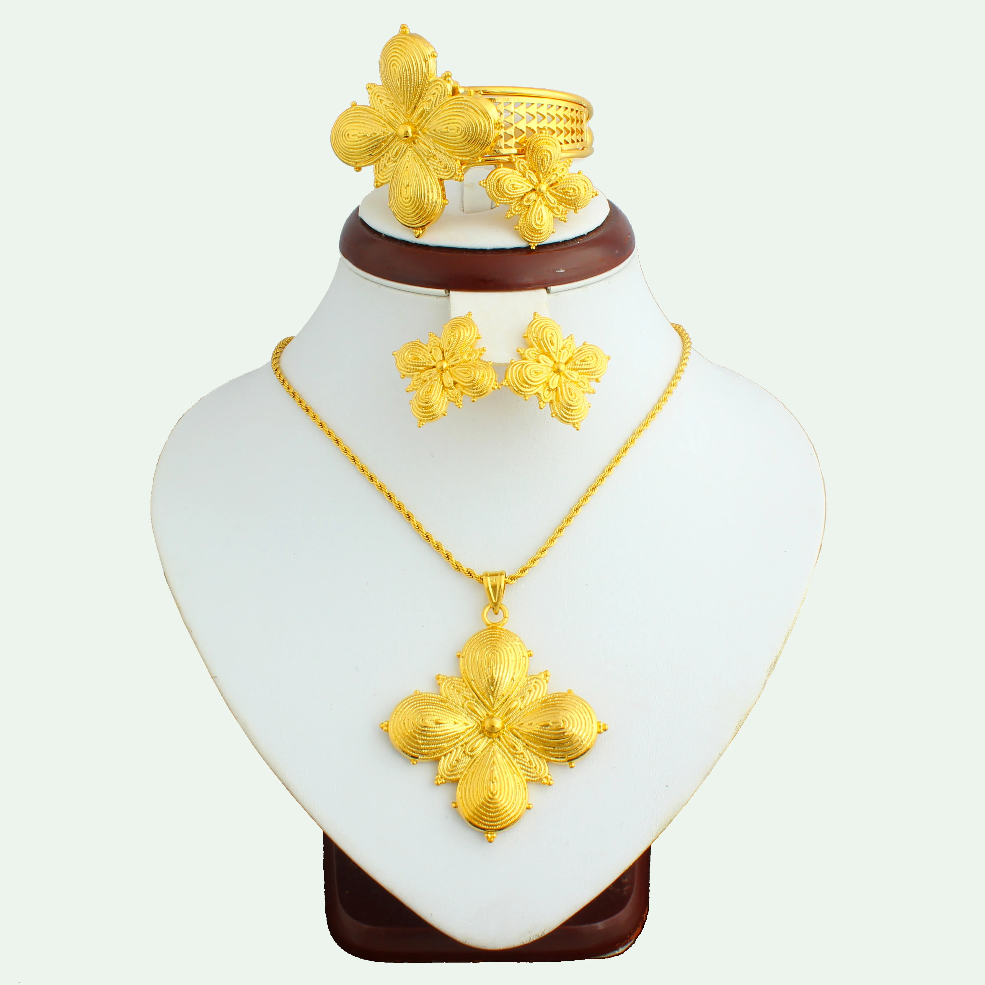 JH Popular Fashion Gold Plated Trendy Jewelry For Gift Wholesale 18K Gold Color Jewelry Set
