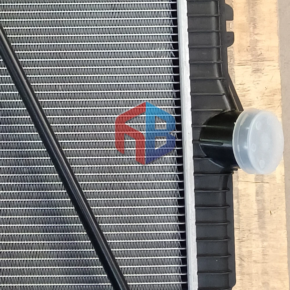 1940148/2049371/606496 High quality auto cooling system radiator for DAF CF truck aluminum brazing radiator manufacturer