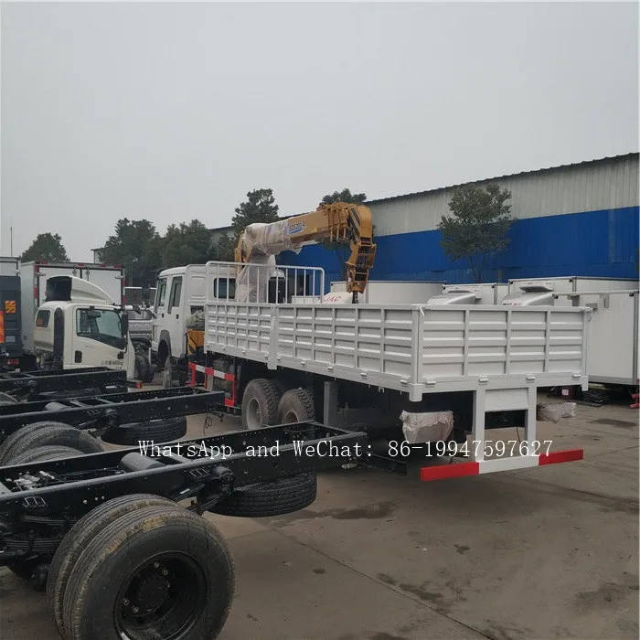 New SINOTRUK 6x6 crane truck with 12 ton crane