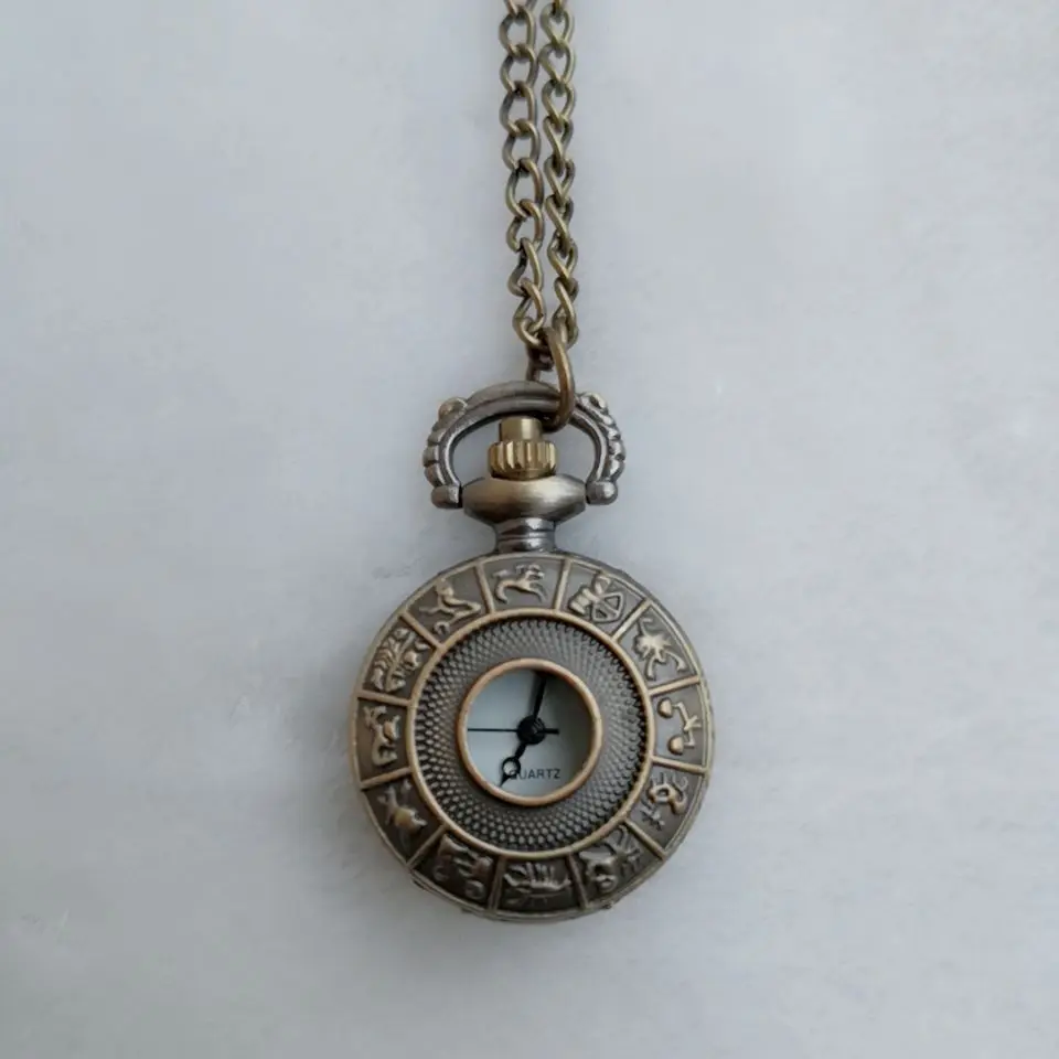 WAH485 Quartz Movement Pendant Necklace Watches Antique Bronze Zodiac Locket Style Watch