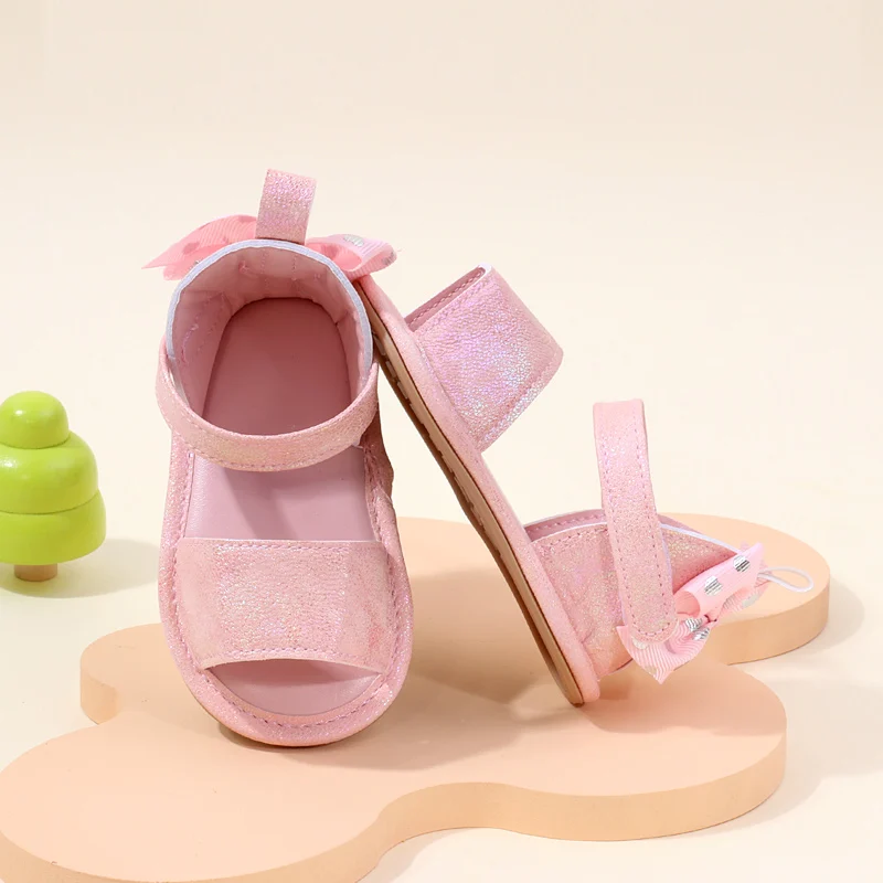 2024 New Arrival Baby Girl Summer Sandals Soft TPR Anti-Slip Outsole with Glitter PU Material Flat Breathable Lightweight Design