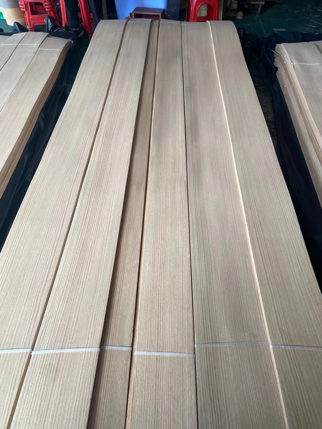 Wholesale Prices Thick Red Oak Veneer Lipping Economical High Grade Red Oak Veneered Mdf