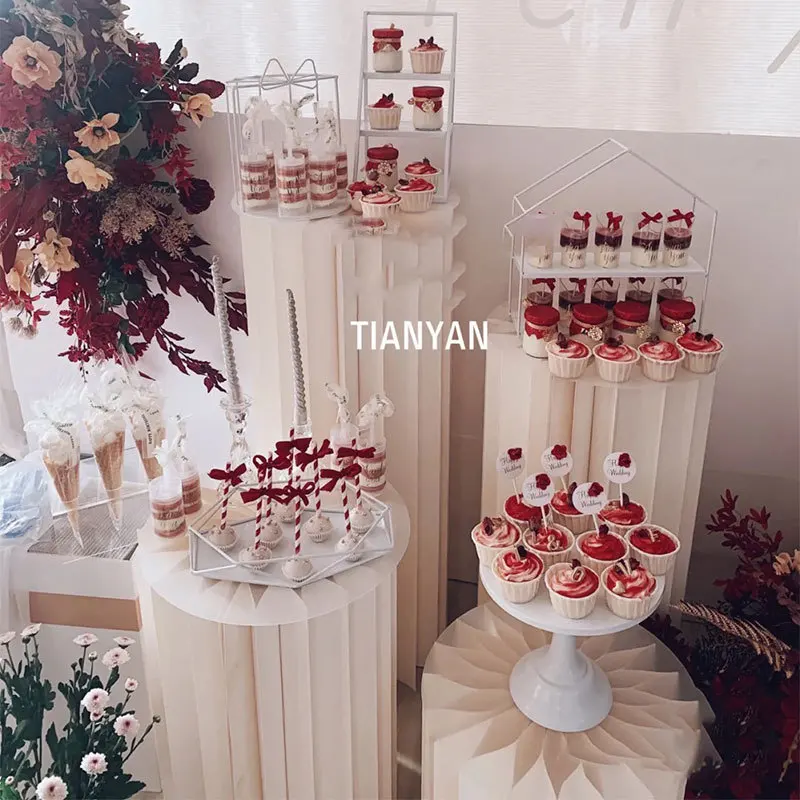High Quality Wedding Events Party Stage Decoration Paper Cylinder Plinth Round Dessert Table Stand Acrylic Wedding Cake Stand